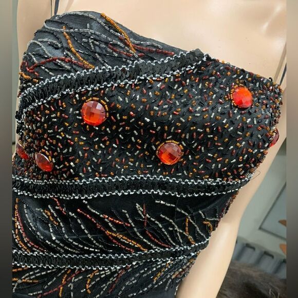 Stunning Silk Jacquard Floral Sleeveless Evening Dress with Exquisite Beading - Picture 14 of 16